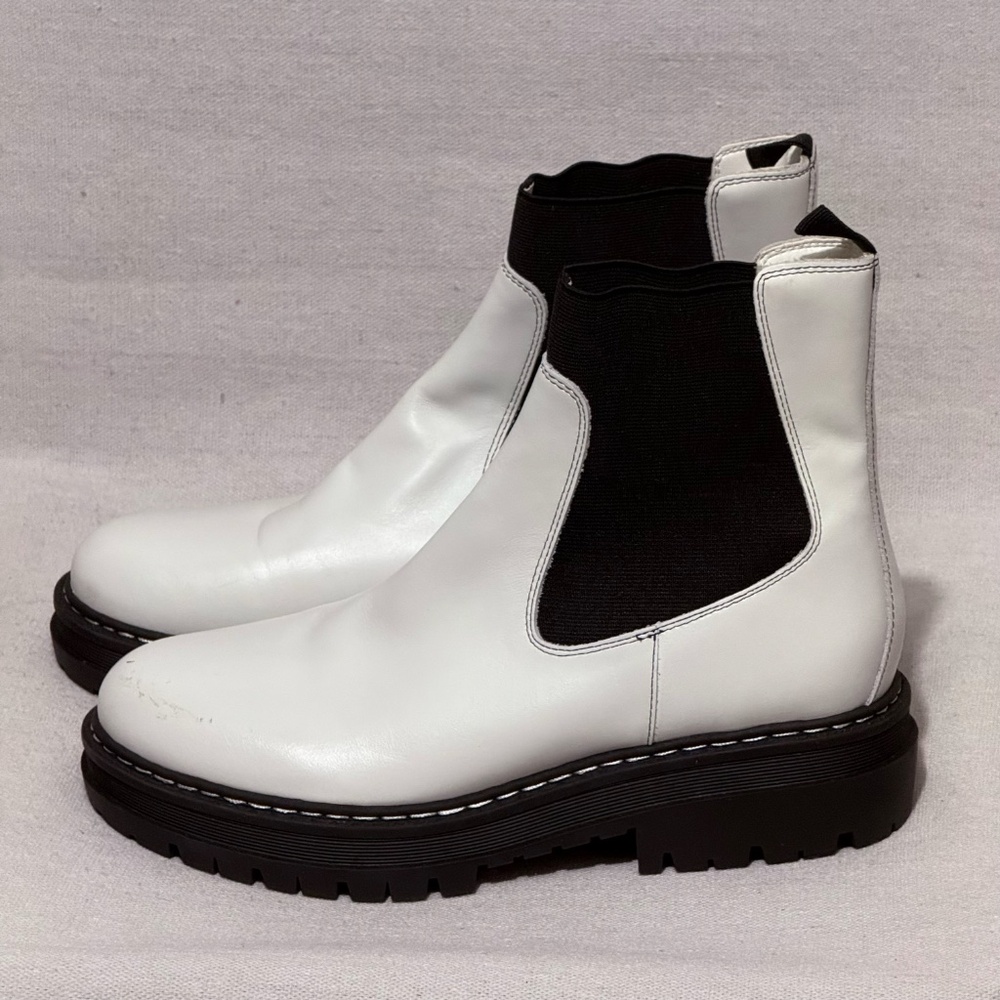 Marc Fisher LTD Bermuda Lug Sole Chelsea Boot - size 9.5 - Picture 5 of 10